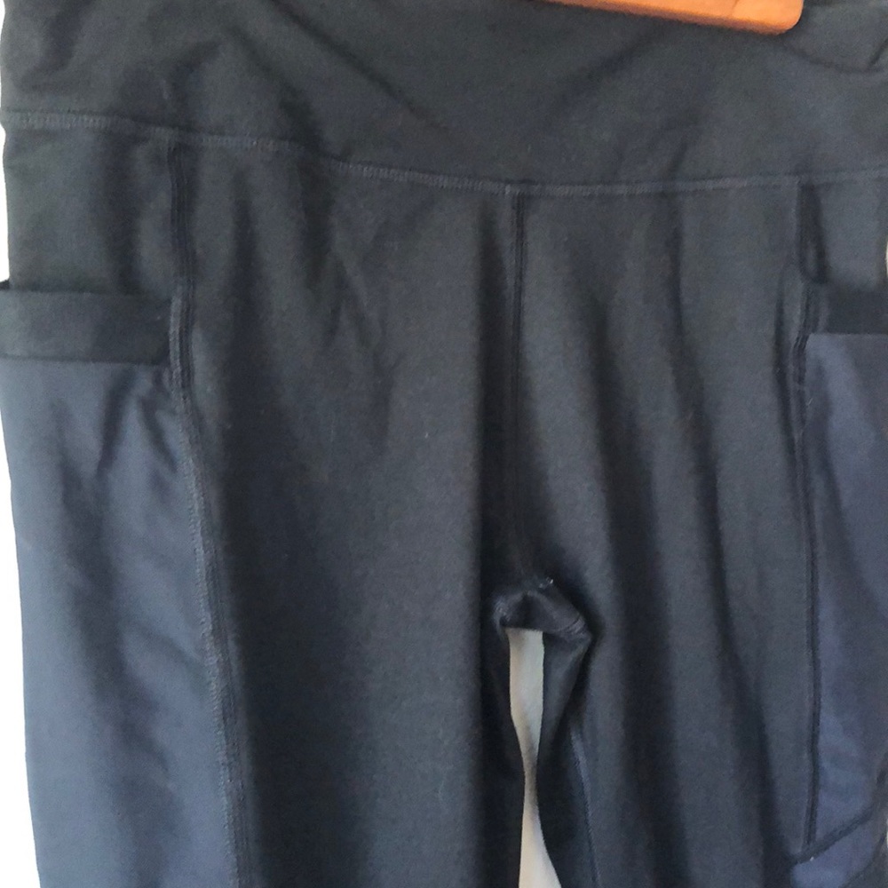 Fabletics Darcy Mesh Capris - image 5